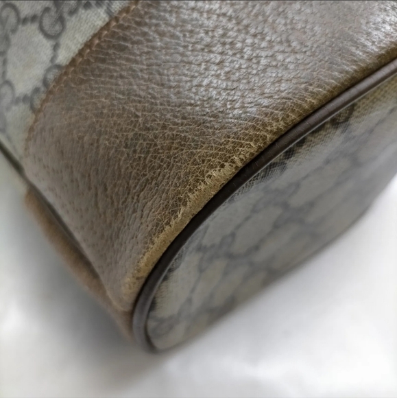Vintage Authentic Gucci Bucket Bag - Picture 3 of 16
